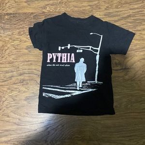 Pythia t shirt